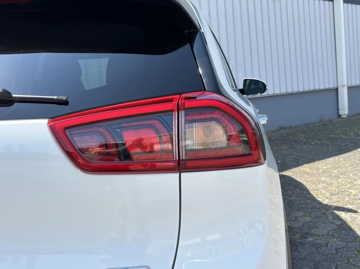 1.6 GDi Hybrid ExecutiveLine | Dodehoek | JBL | Parkeersensoren V+A | Stoel+stuurverwarming