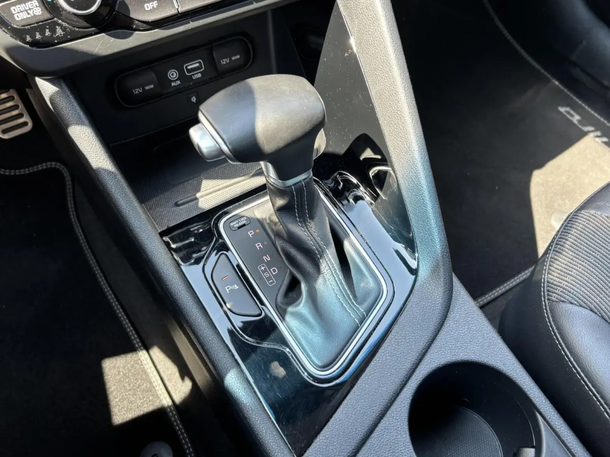 1.6 GDi Hybrid ExecutiveLine | Dodehoek | JBL | Parkeersensoren V+A | Stoel+stuurverwarming