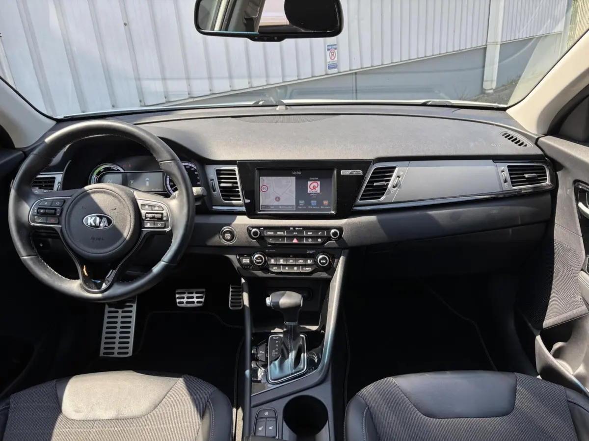 1.6 GDi Hybrid ExecutiveLine | Dodehoek | JBL | Parkeersensoren V+A | Stoel+stuurverwarming