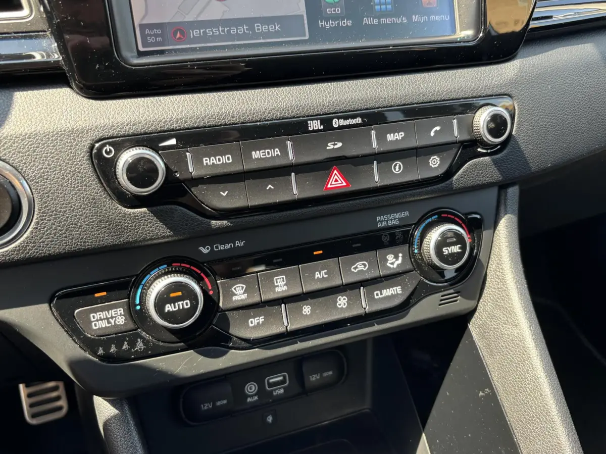 1.6 GDi Hybrid ExecutiveLine | Dodehoek | JBL | Parkeersensoren V+A | Stoel+stuurverwarming