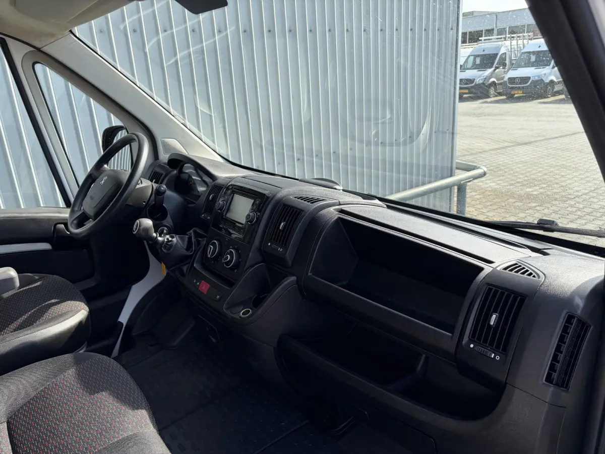 330 2.2 HDi L1H1*NAV*CAM*3PERS*HAAK*CRUISE*A/C*TEL