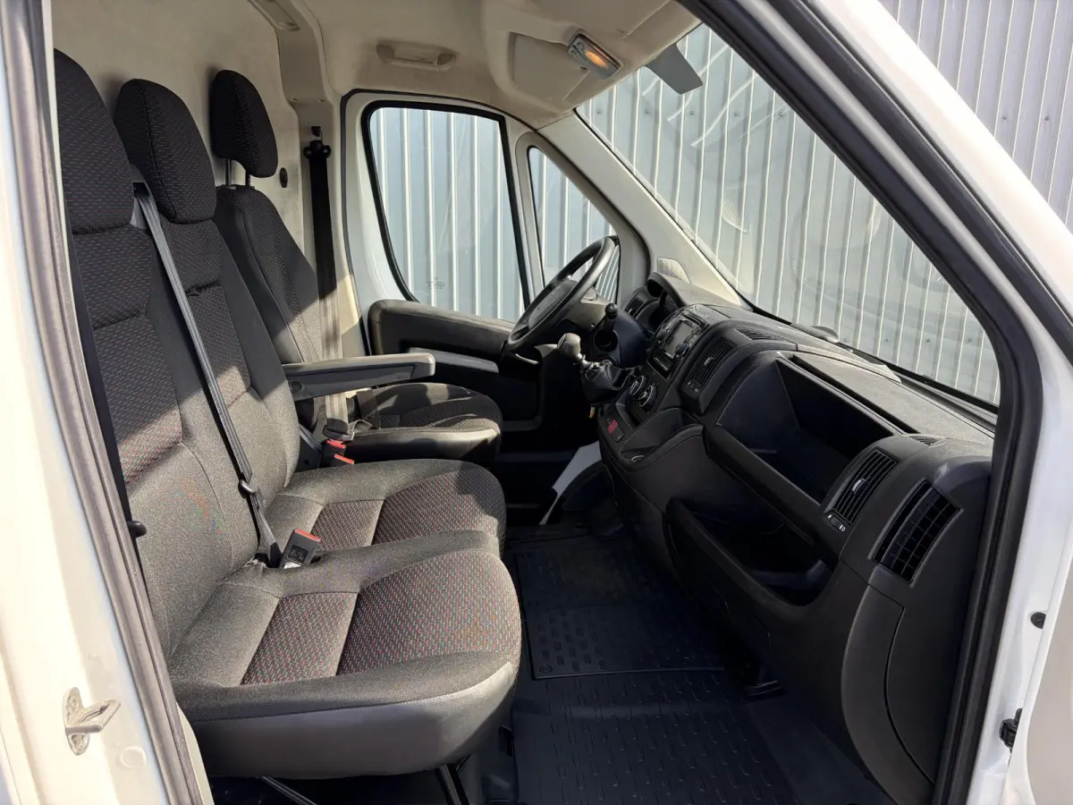 330 2.2 HDi L1H1*NAV*CAM*3PERS*HAAK*CRUISE*A/C*TEL
