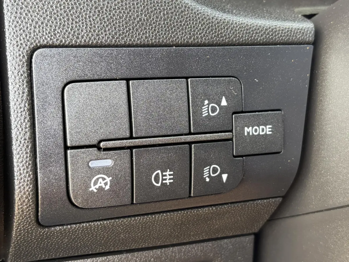 330 2.2 HDi L1H1*NAV*CAM*3PERS*HAAK*CRUISE*A/C*TEL