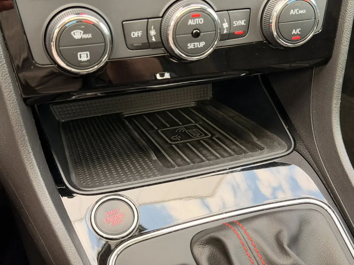 FR 1.4 TSI DSG Pano 18' Camera CarPlay ACC Sfeerverlichting