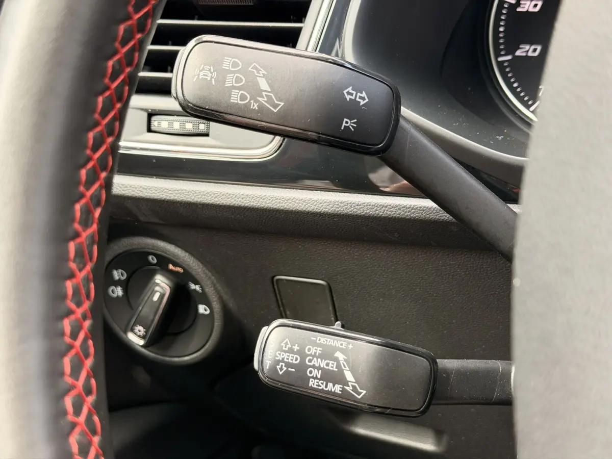 FR 1.4 TSI DSG Pano 18' Camera CarPlay ACC Sfeerverlichting