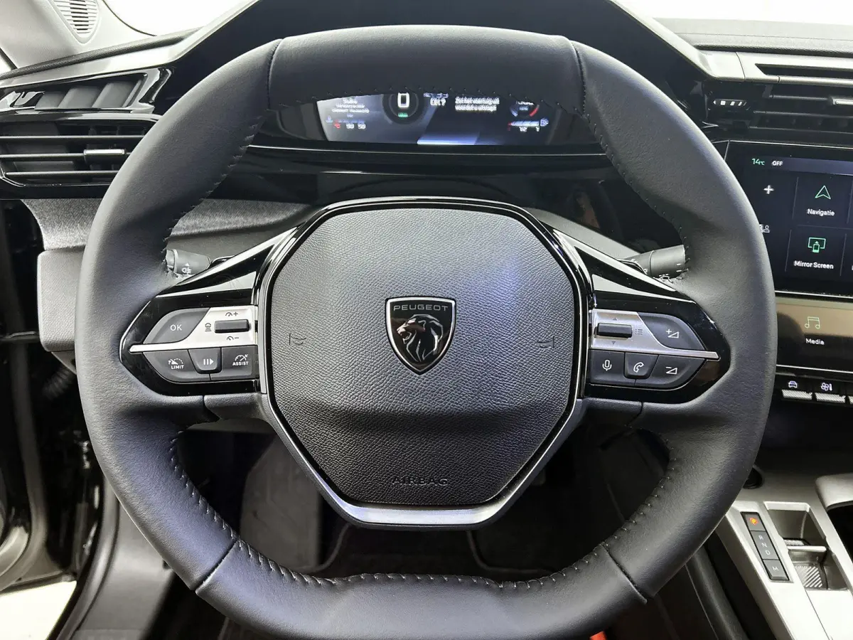 1.2 Hybrid 145 e-DCS6 Allure | Navigatie | 360 °C Camera | Dodehoekwaarschuwing | Apple Carplay/Android Auto | Climate Control |