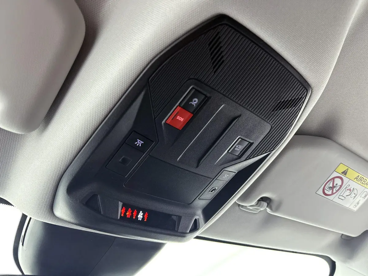 1.2 Hybrid 145 e-DCS6 Allure | Navigatie | 360 °C Camera | Dodehoekwaarschuwing | Apple Carplay/Android Auto | Climate Control |