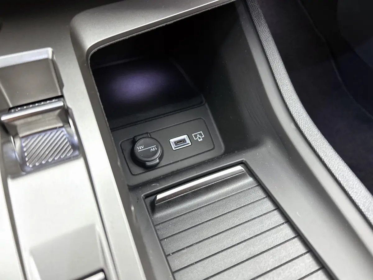 1.2 Hybrid 145 e-DCS6 Allure | Navigatie | 360 °C Camera | Dodehoekwaarschuwing | Apple Carplay/Android Auto | Climate Control |