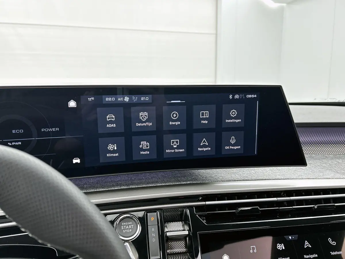 Launch Edition 325 Dual Motor 73 kWh | Accu 99% | Lederen Bekleding | Panoramisch Schuifdak | Navigatie | Handsfree Kofferklep | Stoel/stuurverwarming |