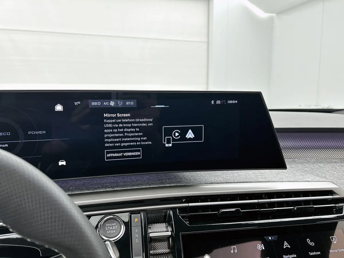 Launch Edition 325 Dual Motor 73 kWh | Accu 99% | Lederen Bekleding | Panoramisch Schuifdak | Navigatie | Handsfree Kofferklep | Stoel/stuurverwarming |