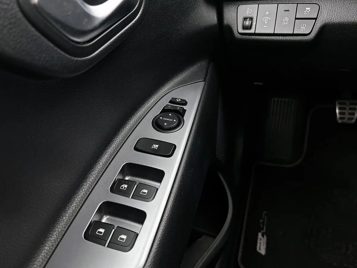 1.0 T-GDi MHEV GT-Line | ACHTERUITRIJCAMERA | STOELVERWARMING | STUURVERWARMING | APPLE CARPLAY - ANDROID AUTO | KEYLESS | CLIMATE CONTROL | CRUISE CONTROL |
