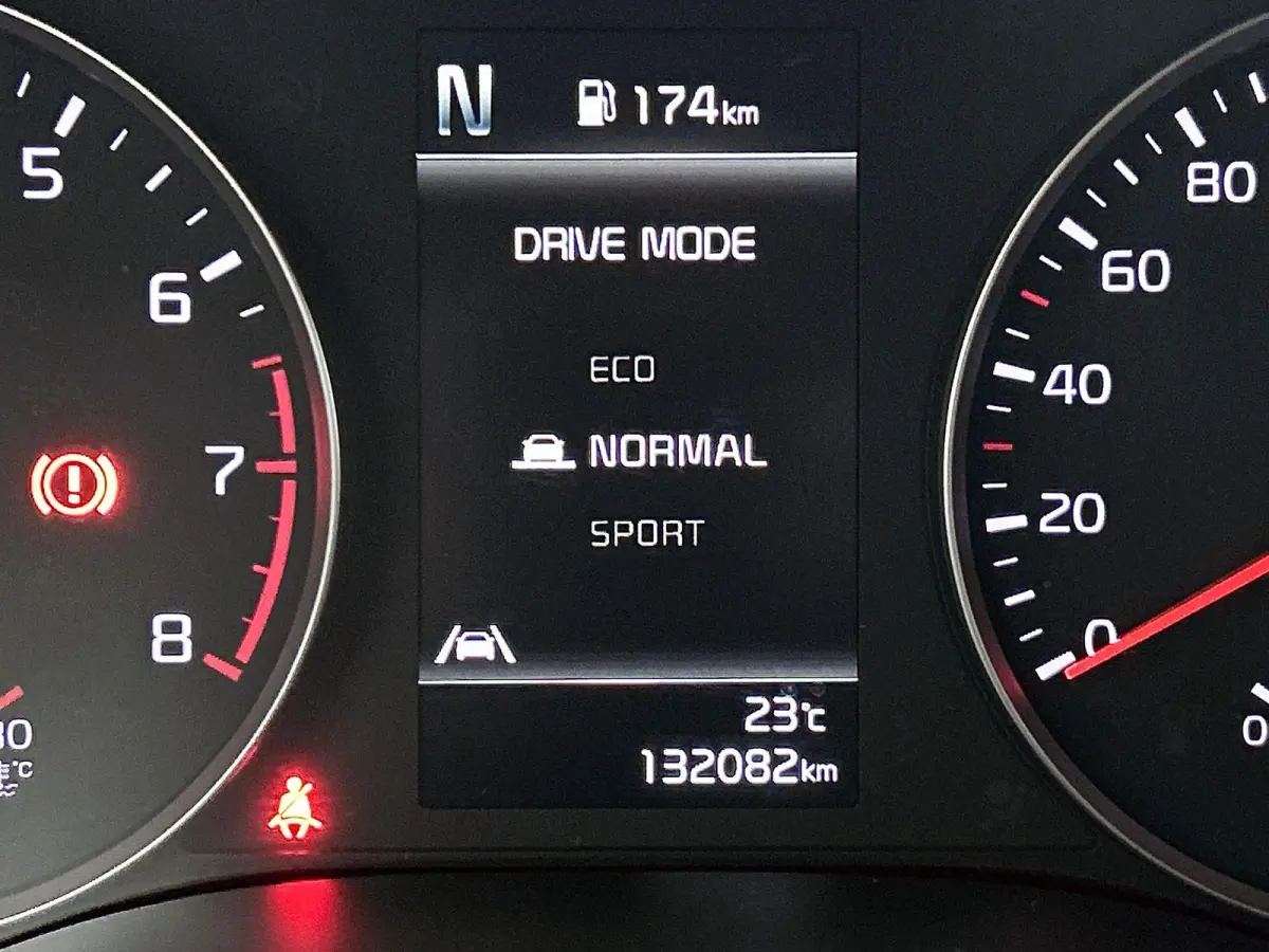 1.0 T-GDi MHEV GT-Line | ACHTERUITRIJCAMERA | STOELVERWARMING | STUURVERWARMING | APPLE CARPLAY - ANDROID AUTO | KEYLESS | CLIMATE CONTROL | CRUISE CONTROL |