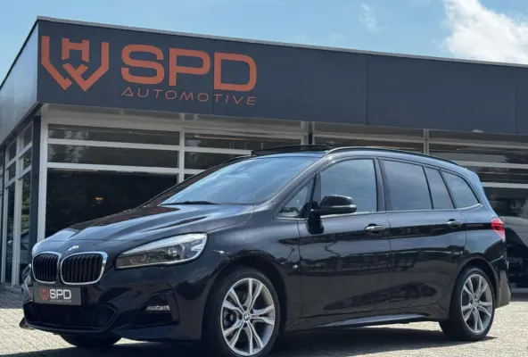 220i 7p|M-sport|Pano|H&K|Carplay|LED