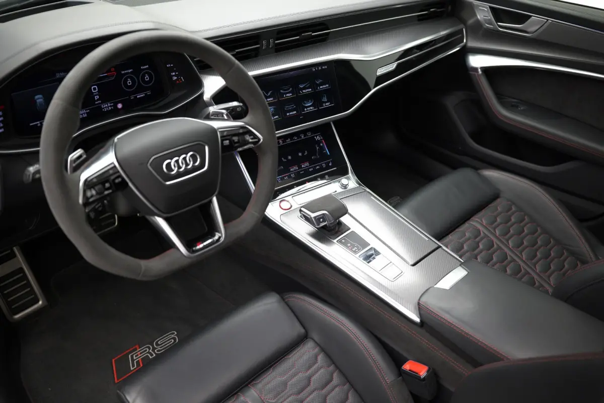 TFSI 4.0 quattro |800pk|Pano|Dynamic|Ceramic|AKRA|