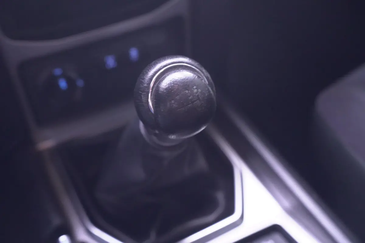 2.8 D-4D-F 177 pk 5 Drs Grijs Kenteken 2-Zits 4WD Airco, Cruise Control, Historie aanwezig