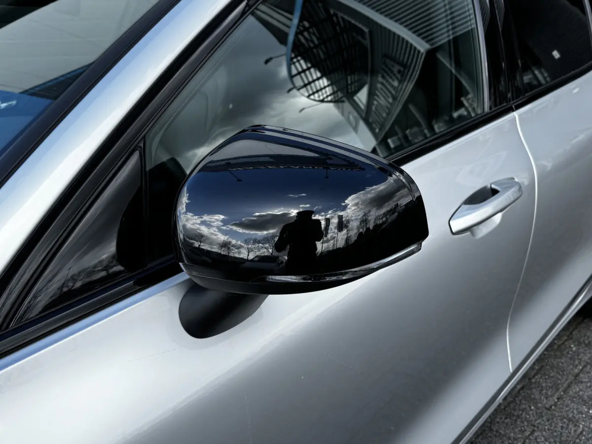 2.0 T6 Recharge 340PK AWD R-Design | Camera | Memory | Stoel & Stuur verw. | €29.900,- incl. BTW