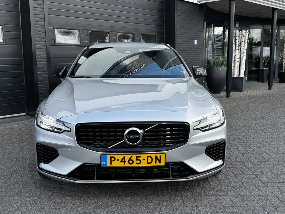 2.0 T6 Recharge 340PK AWD R-Design | Camera | Memory | Stoel & Stuur verw. | €29.900,- incl. BTW