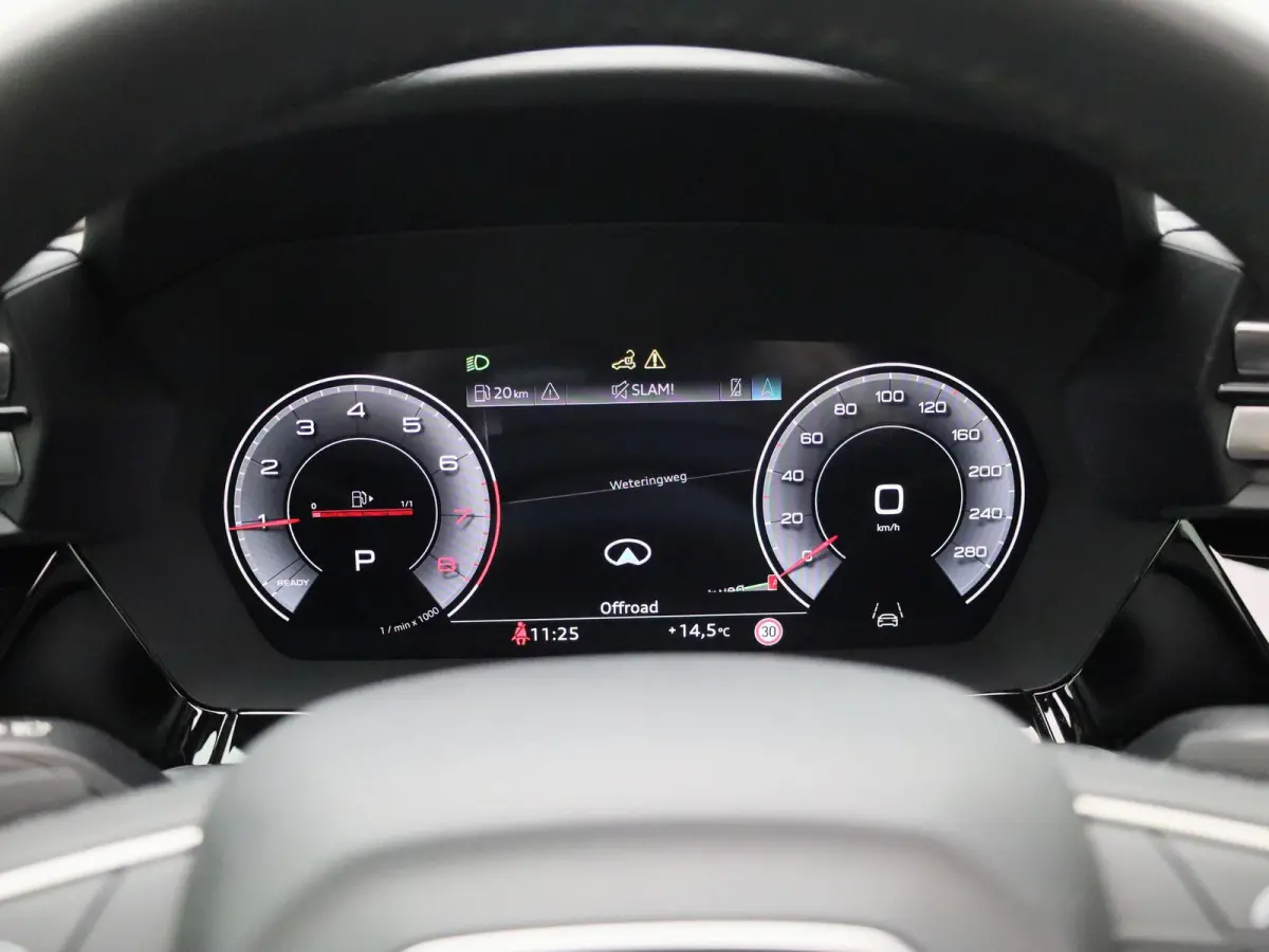 30 TFSI Advanced edition 116 PK | Automaat | Adaptive cruise control | Panoramadak | Camera | Head-up display | Navigatie | SONOS | Autom. airconditioning 3 zones | Stoelverwarming voorin | 