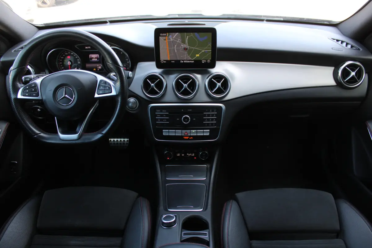 180 AUT7 Business Solution AMG COMAND CAMERA