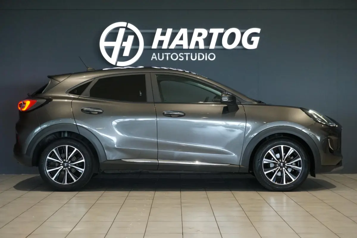 1.0 EcoBoost Titanium *dealer onderhouden* + WINTERPACK / STOELMASSAGE / TREKHAAK