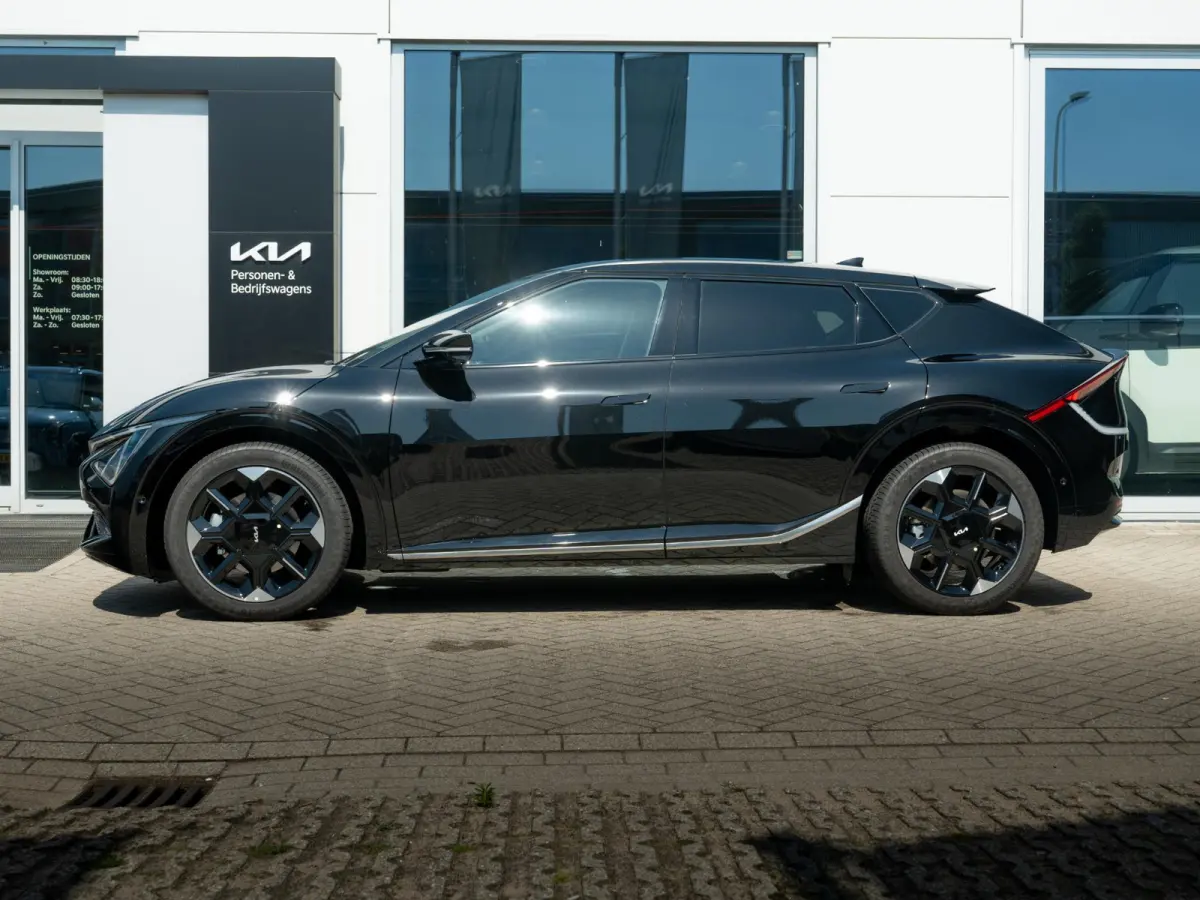 Plus Advanced 84 kWh | Actieprijs* | OP VOORRAAD | Stoel en stuurverwarming | Stoel ventilatie | Navi. | PDC | Clima. | Adapt. Cruise. | Dodehoekassistentie | Glazen Schuif-/Kanteldak | Harm