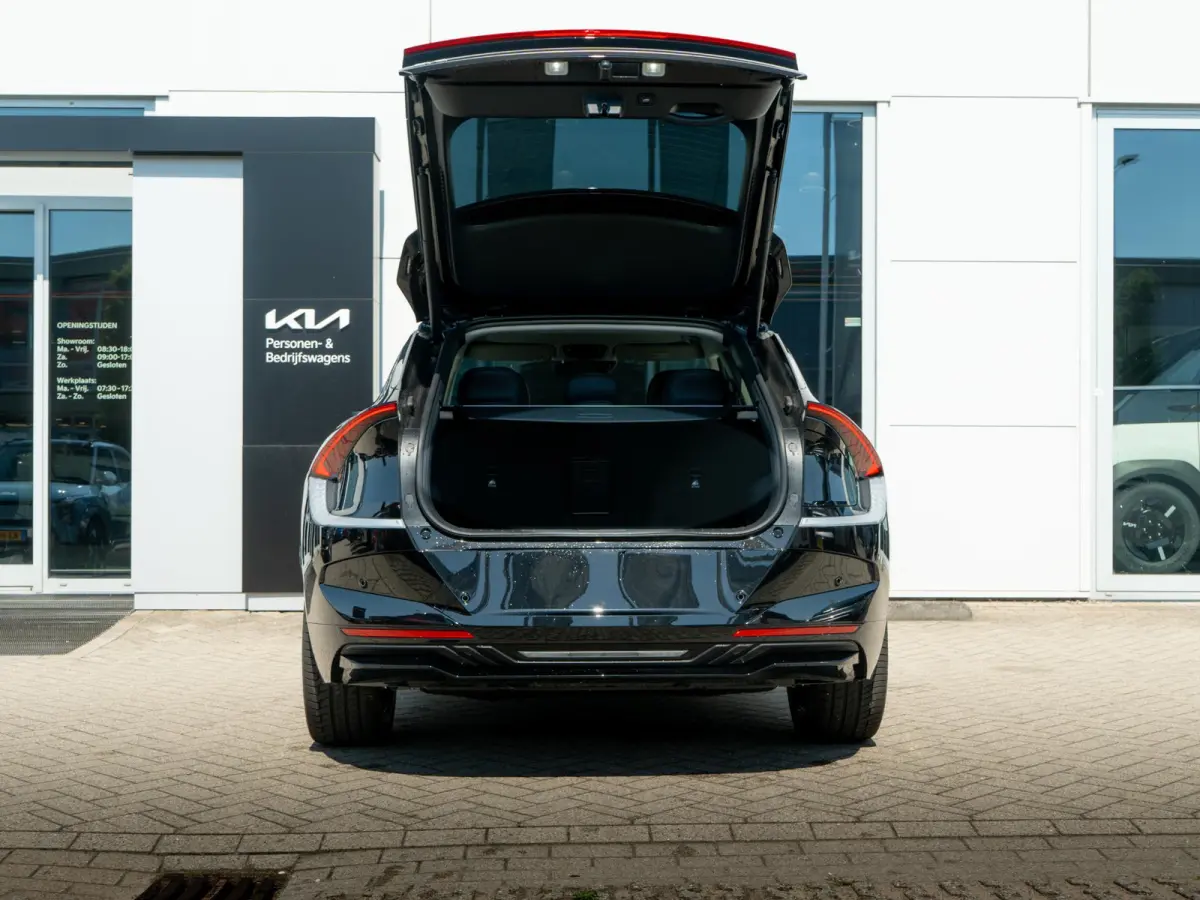 Plus Advanced 84 kWh | Actieprijs* | OP VOORRAAD | Stoel en stuurverwarming | Stoel ventilatie | Navi. | PDC | Clima. | Adapt. Cruise. | Dodehoekassistentie | Glazen Schuif-/Kanteldak | Harm