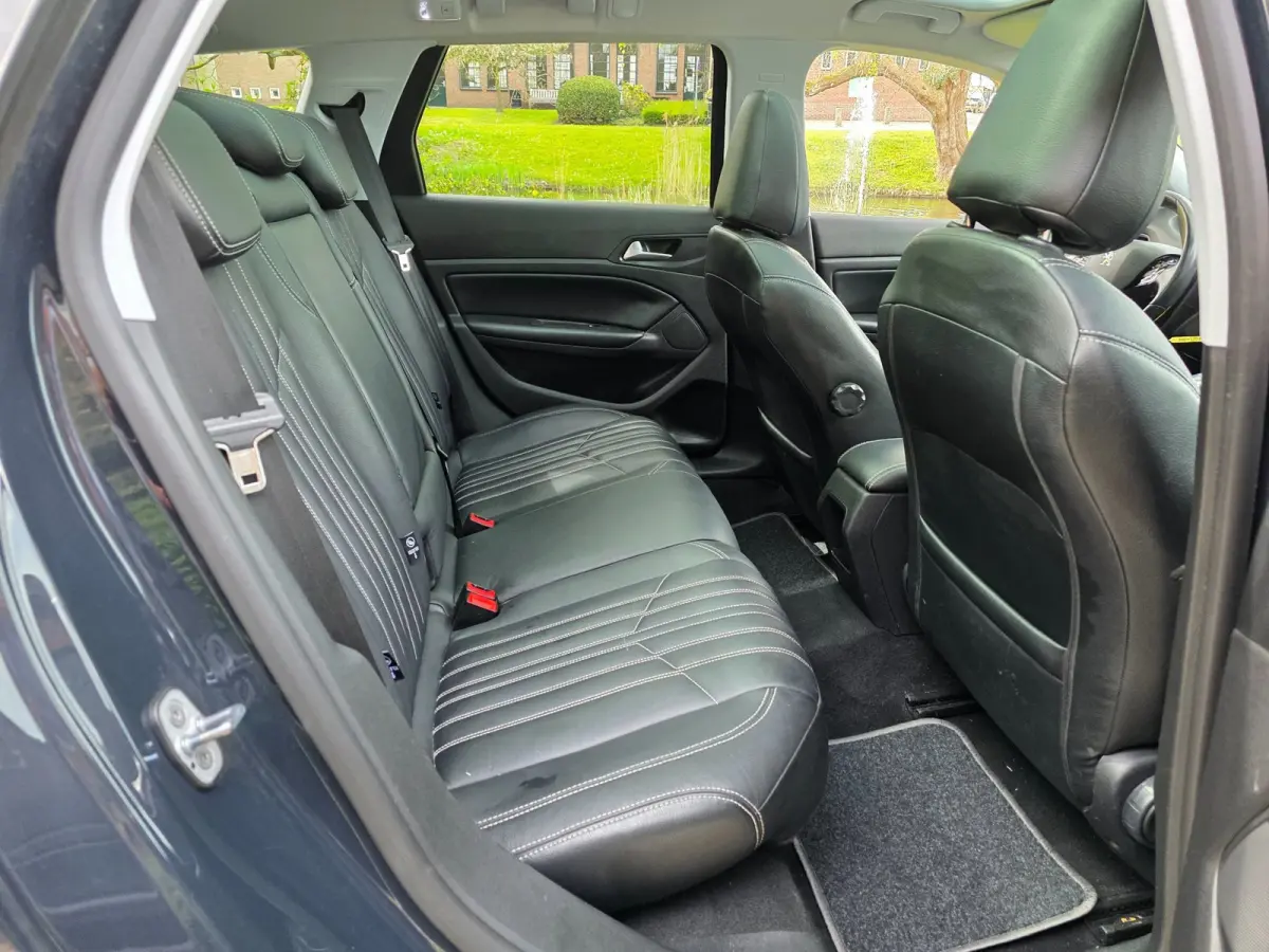 1.2 PureTech Blue Lease Executive