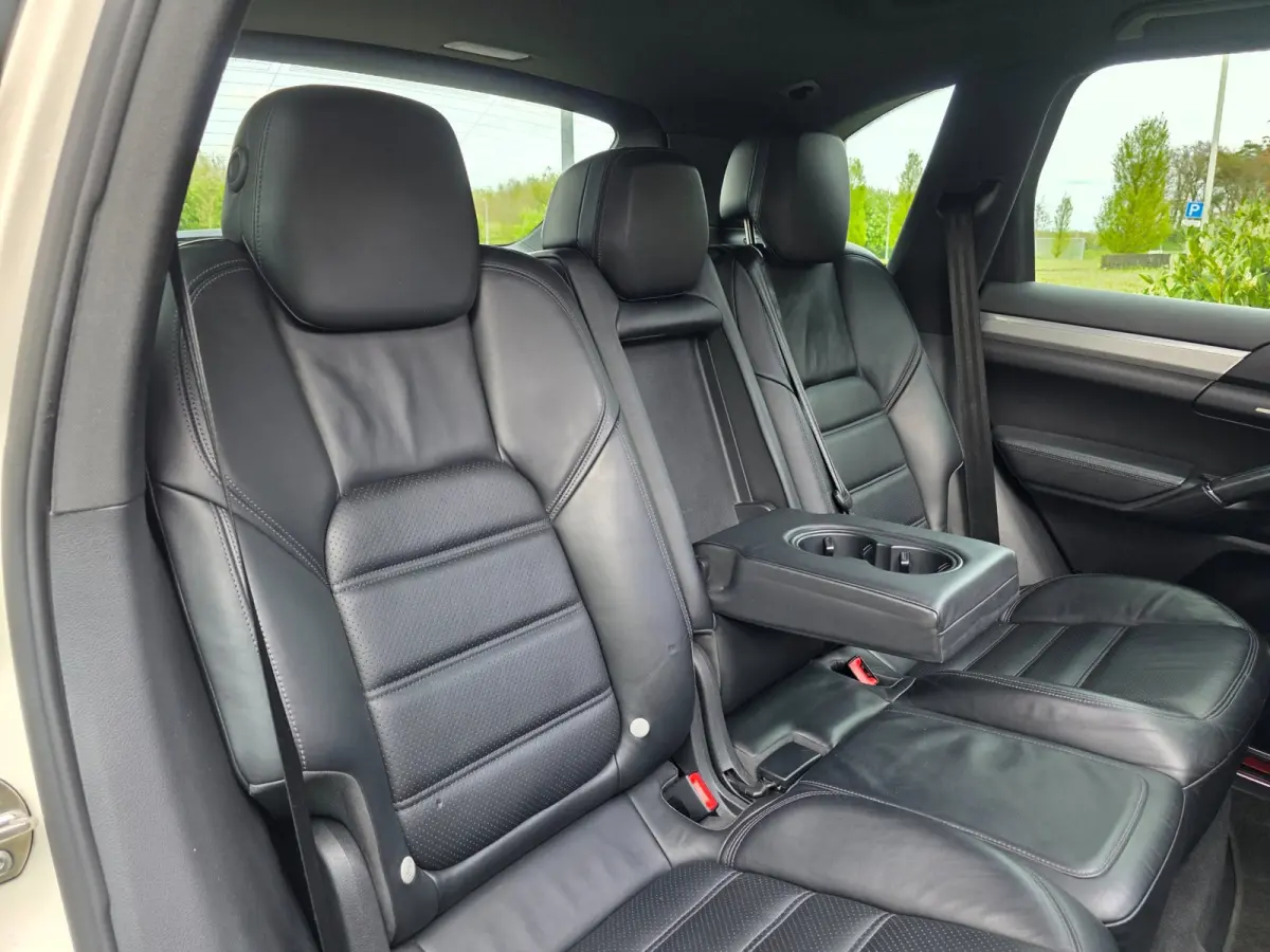 1.2 PureTech Blue Lease Executive