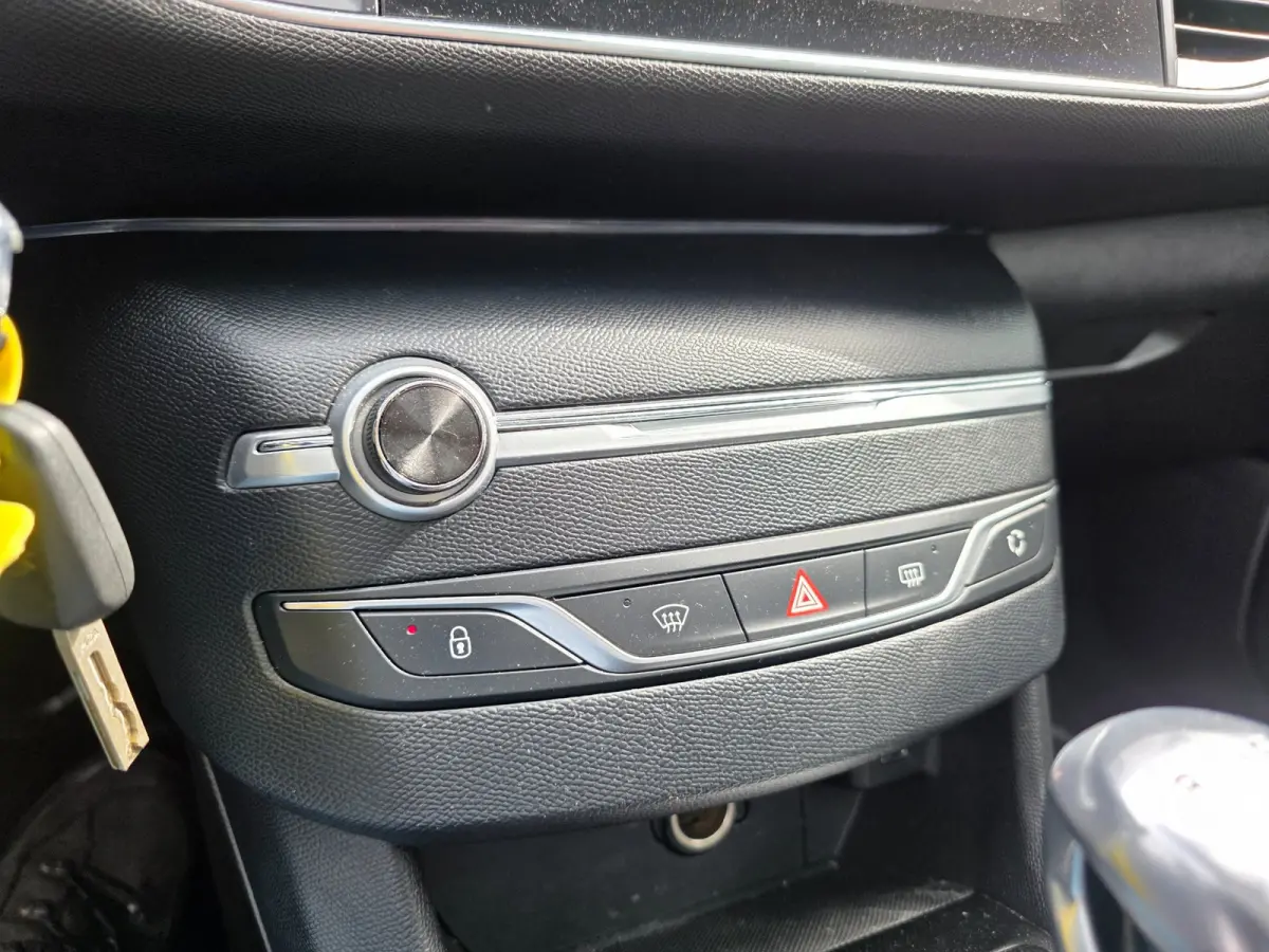 1.2 PureTech Blue Lease Executive