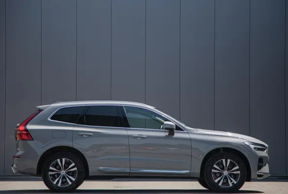 T6 Plug-In Hybrid AWD Core Bright Panorama|Keyless|Google|