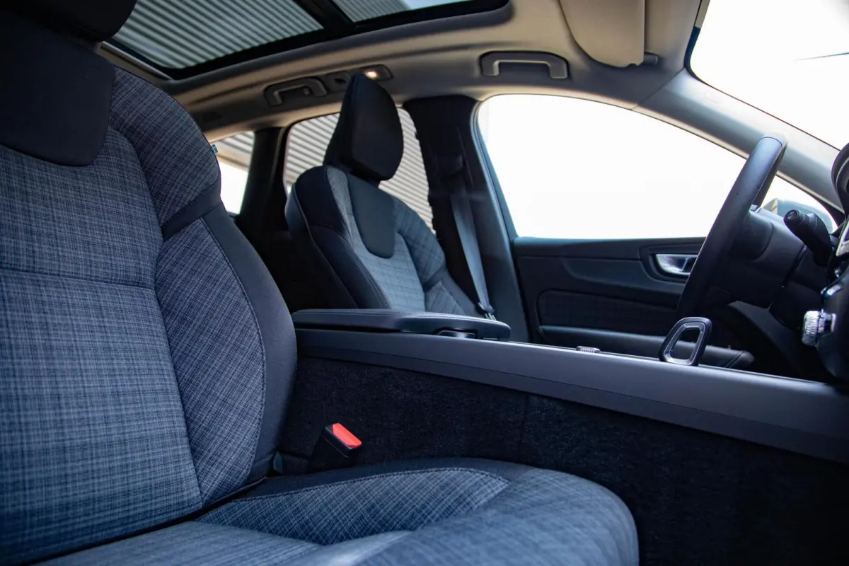 T6 Plug-In Hybrid AWD Core Bright Panorama|Keyless|Google|