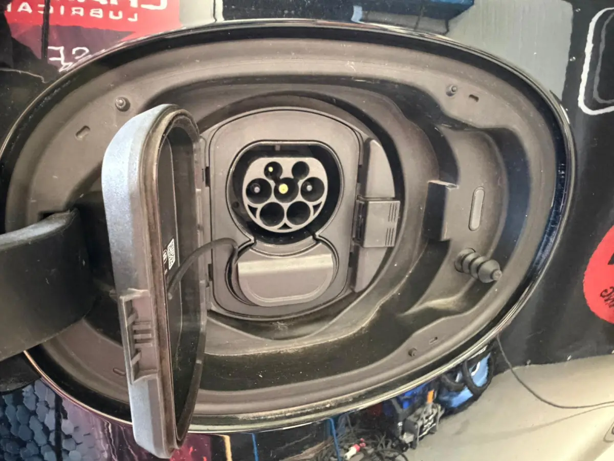 P400e 404 PK|Facelift|Panoramadak|360 Camera|SOH 91,5%