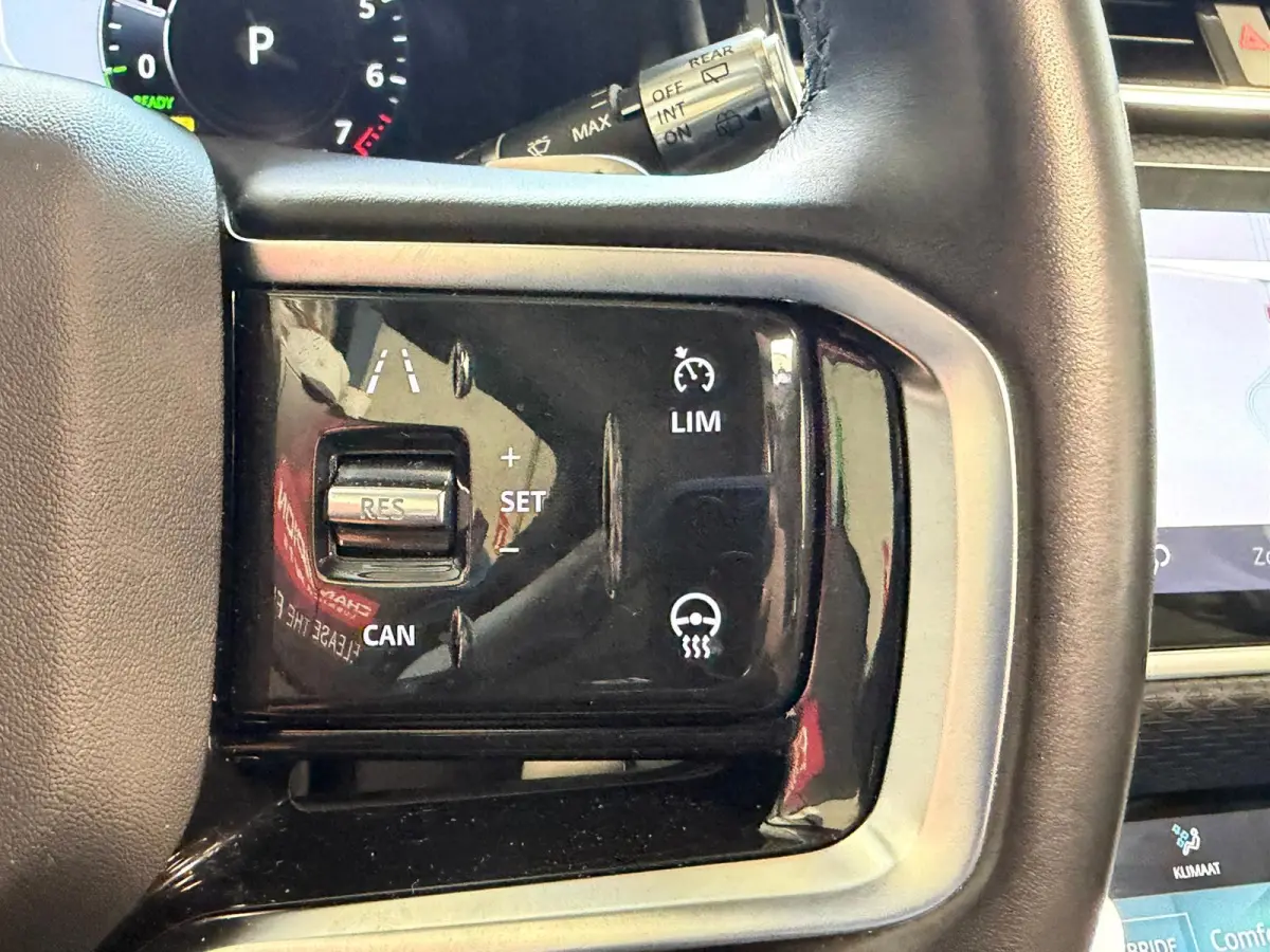 P400e 404 PK|Facelift|Panoramadak|360 Camera|SOH 91,5%