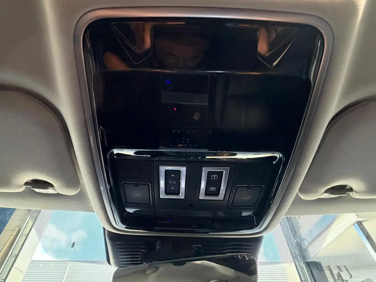P400e 404 PK|Facelift|Panoramadak|360 Camera|SOH 91,5%
