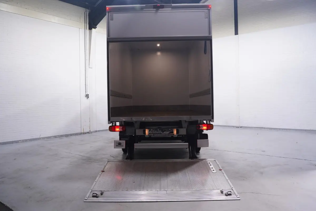 2.3 DCi 163 pk Bakwagen met Laadklep Navi, Airco Apple Carplay, Dakspoiler, Cruise Control, LxBxH 408x205x220 cm