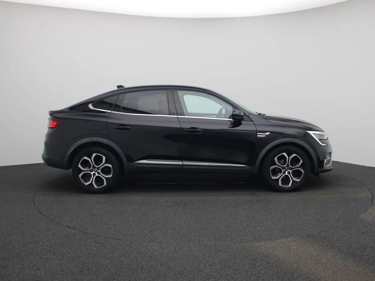 1.6 E-Tech Hybrid 145 Intens | ACHTERUITRIJCAMERA | APPLE CARPLAY - ANDROID AUTO | LANE ASSIST | KEYLESS |