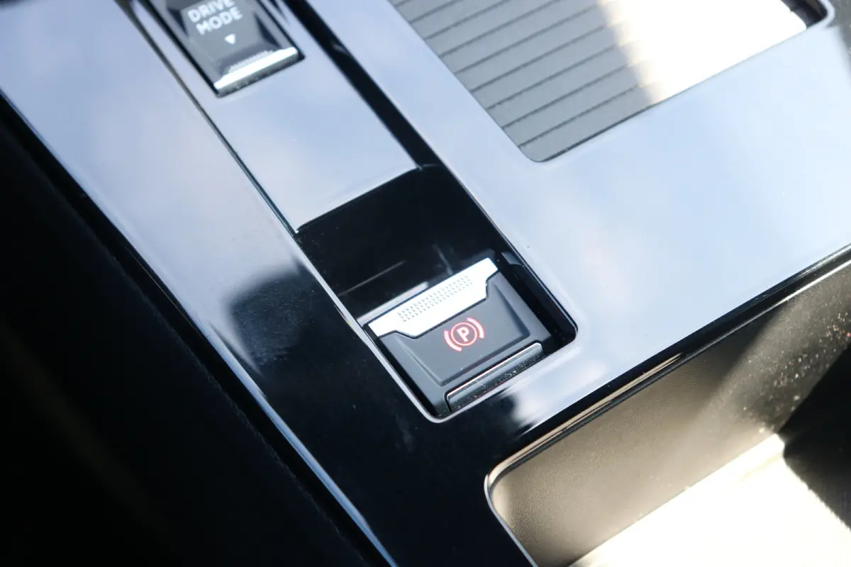 1.2 Turbo Hybrid GS | Navi | Stoel en stuur verw. | Camera | Keyless | PDC V+A | DAB |