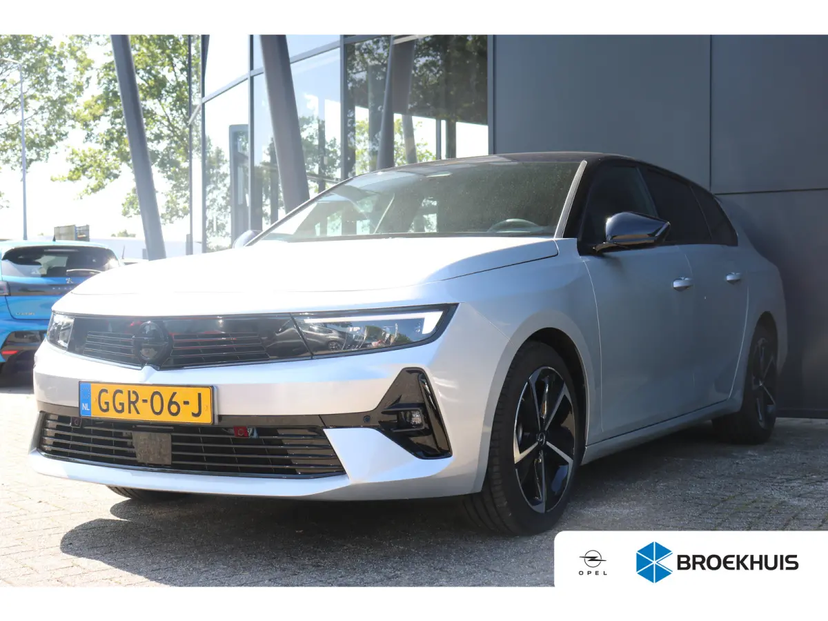 1.2 Turbo Hybrid GS | Navi | Stoel en stuur verw. | Camera | Keyless | PDC V+A | DAB |