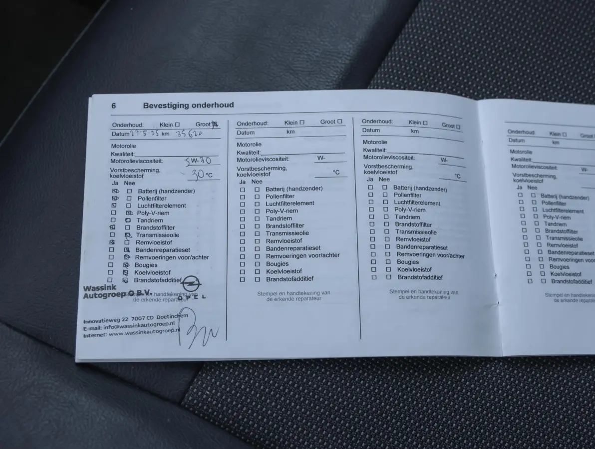 100pk L1 Edition | 1ste eigenaar | Trekhaak | Parkeersensoren | Airco | Schuifdeur | Imperiaal