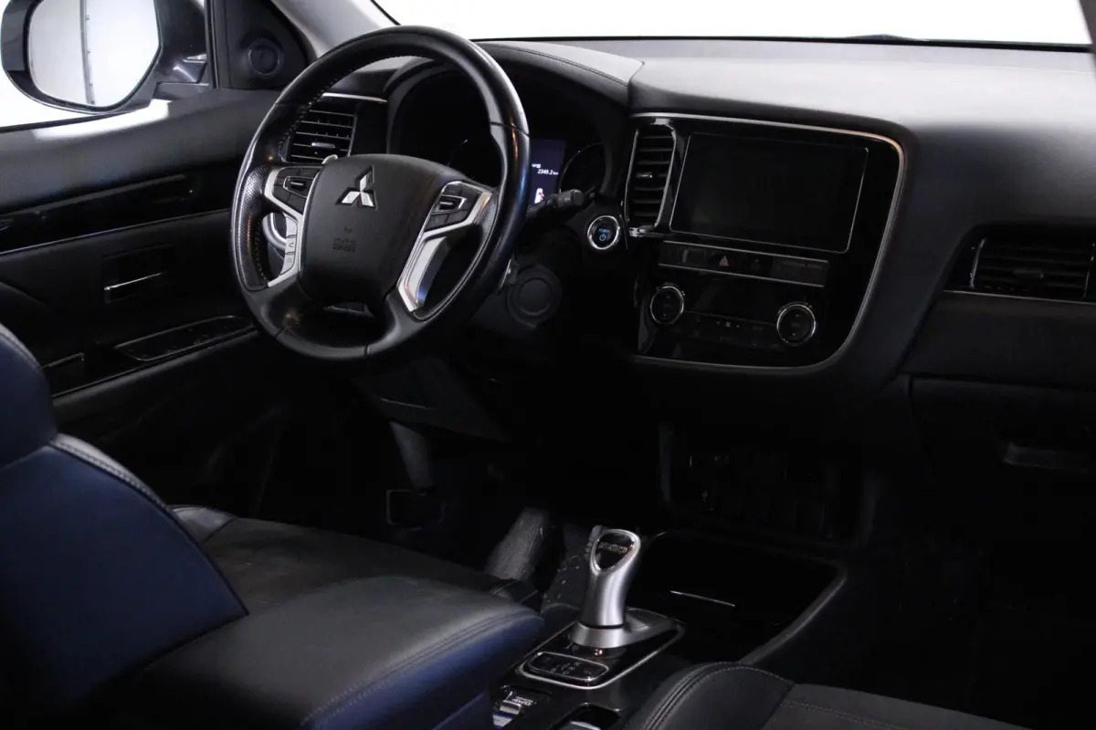 2.4 PHEV Intense | Camera | Leder | Cruise control