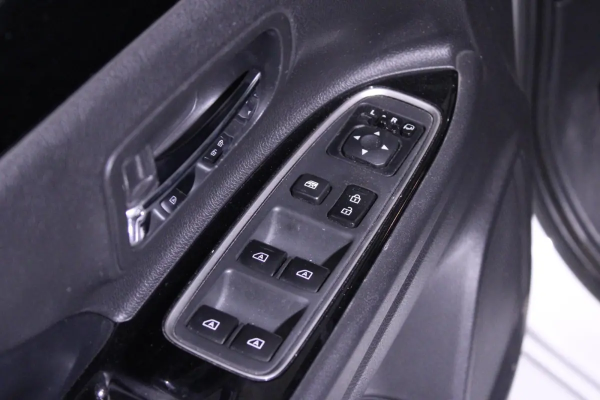 2.4 PHEV Intense | Camera | Leder | Cruise control