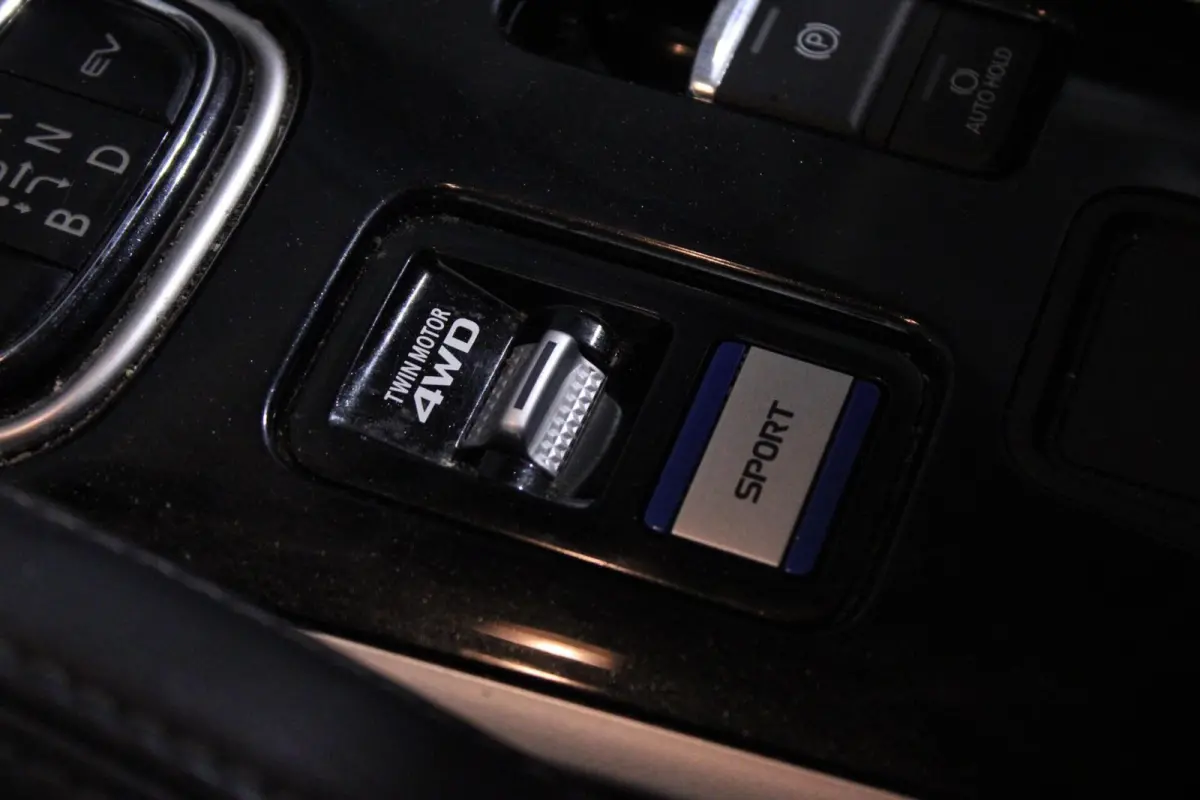 2.4 PHEV Intense | Camera | Leder | Cruise control