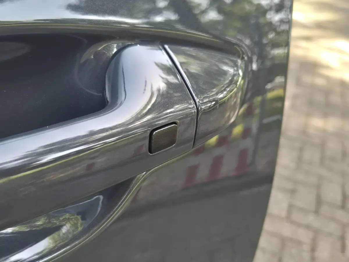 1.4 T-GDi DynamicPlusLine AUTOMAAT | Navigatie | Climate Control | Cruise Control | Parkeersensoren + Camera | Licht metalen velgen