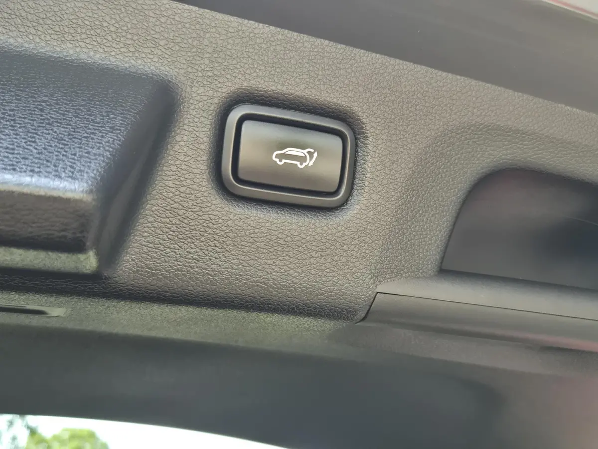 1.4 T-GDi DynamicPlusLine AUTOMAAT | Navigatie | Climate Control | Cruise Control | Parkeersensoren + Camera | Licht metalen velgen