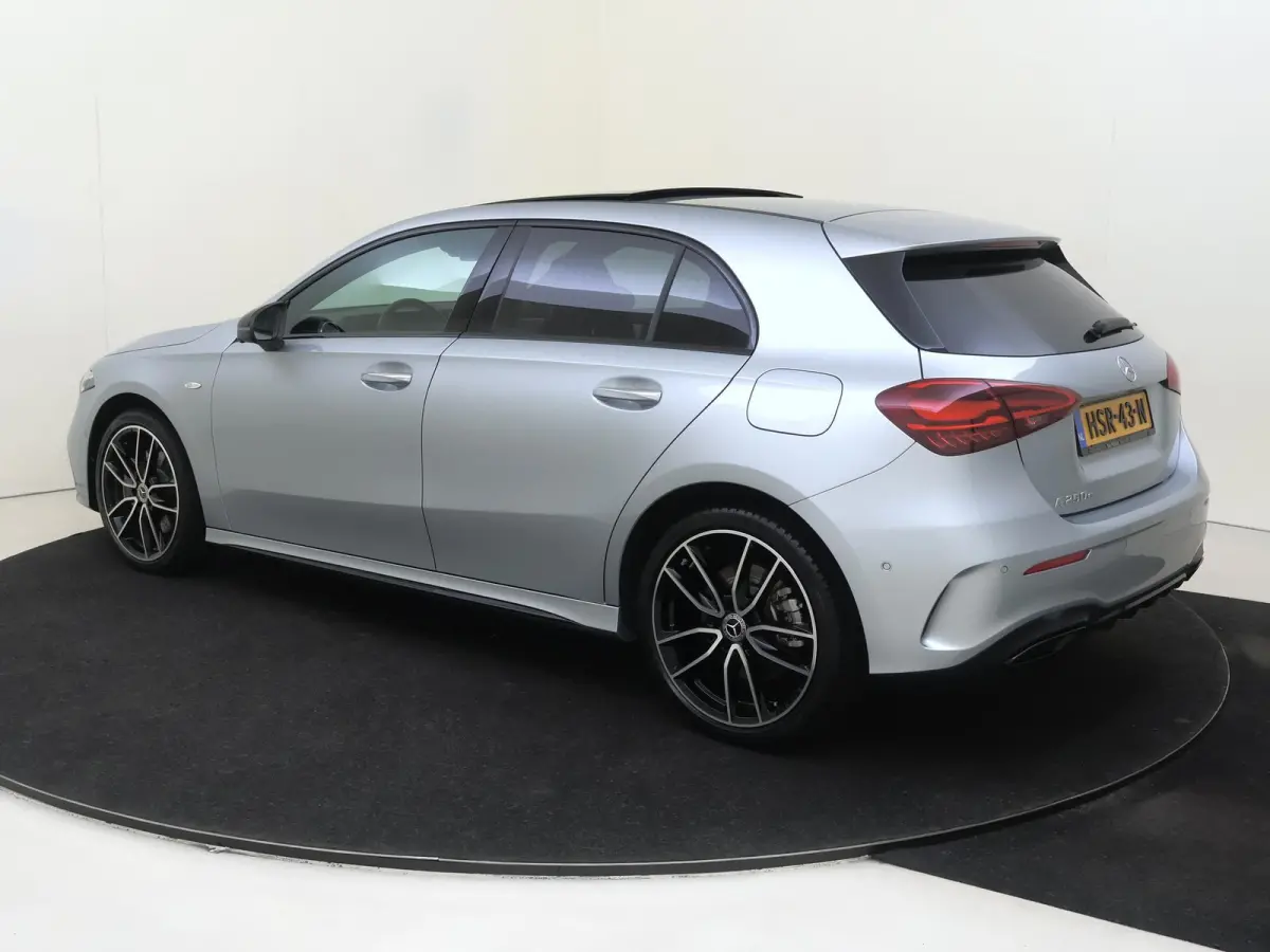 250 e Business Solution AMG / Panorama-dak / Night-Pakket / Memory-Stoelen / 360Graden-Camera / Headup-Display /