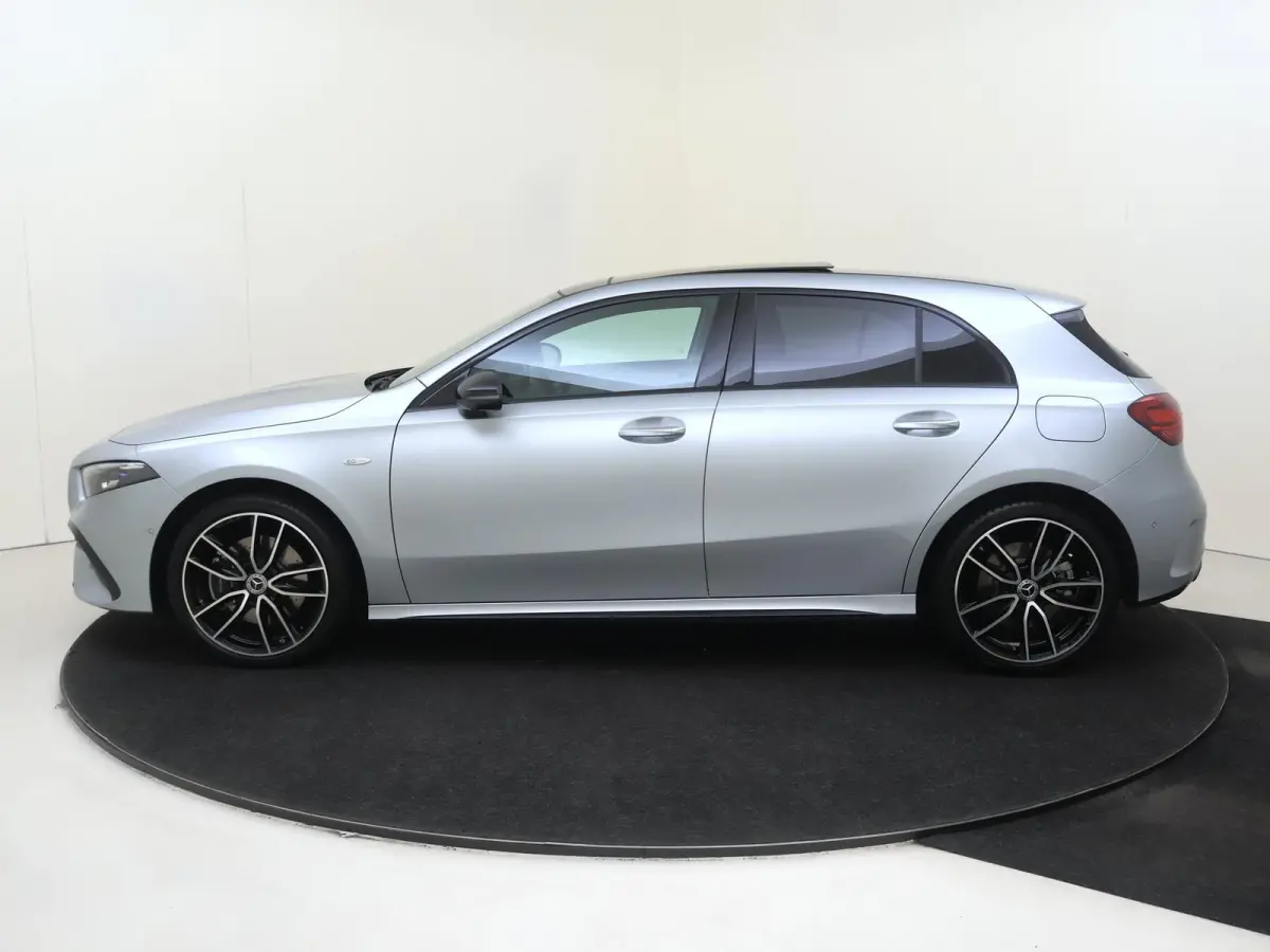 250 e Business Solution AMG / Panorama-dak / Night-Pakket / Memory-Stoelen / 360Graden-Camera / Headup-Display /