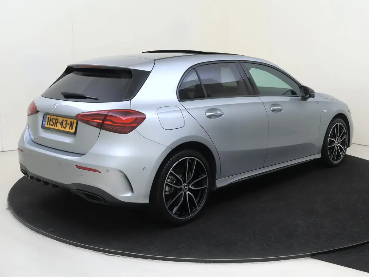 250 e Business Solution AMG / Panorama-dak / Night-Pakket / Memory-Stoelen / 360Graden-Camera / Headup-Display /