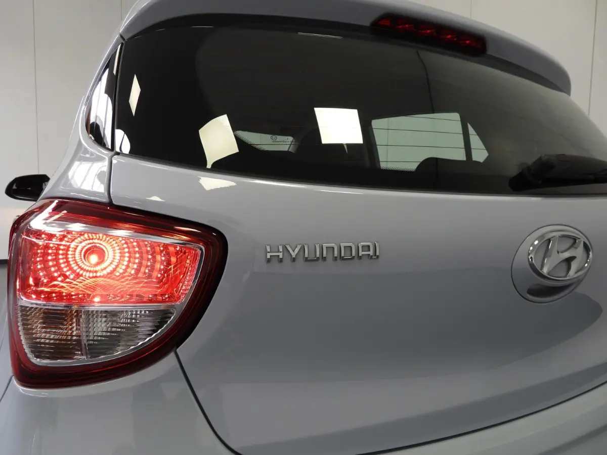 1.0i Comfort Smart Pack NAVI/AIRCO/CRUISE/PDC!