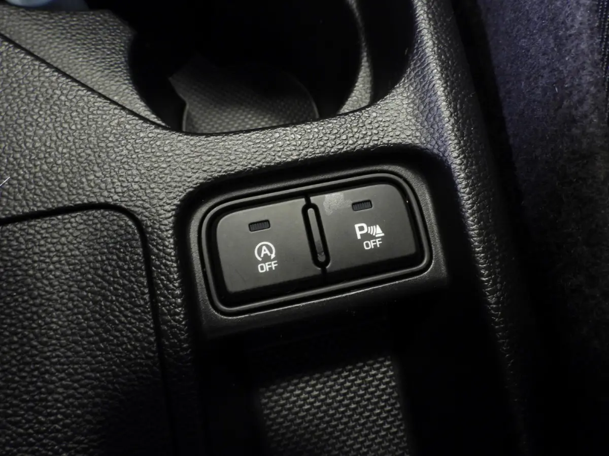 1.0i Comfort Smart Pack NAVI/AIRCO/CRUISE/PDC!