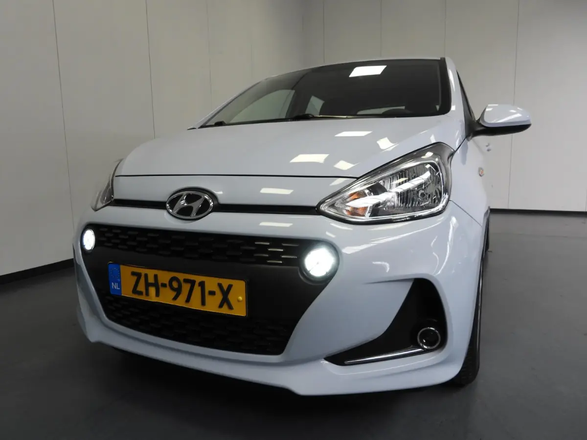 1.0i Comfort Smart Pack NAVI/AIRCO/CRUISE/PDC!